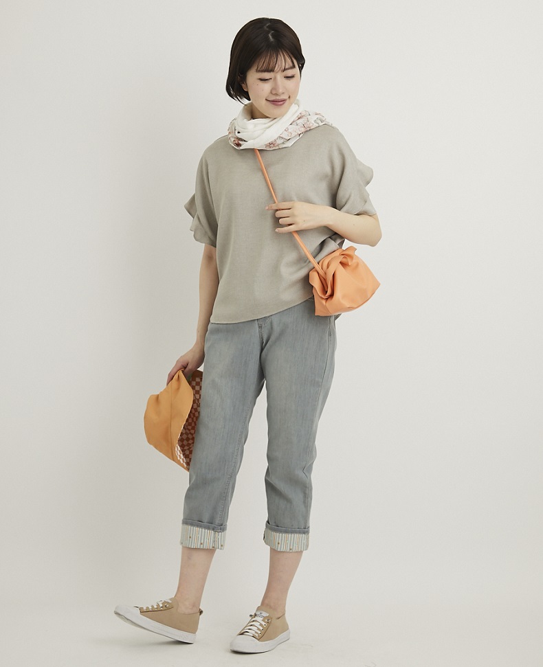 五十路　熟女　小柄 低身長の50代・60代女性に似合うコーデは？ポイントを押さえてもっとオシャレに！ | 婦人服 ロベリア LOBELIA – レディースファッション